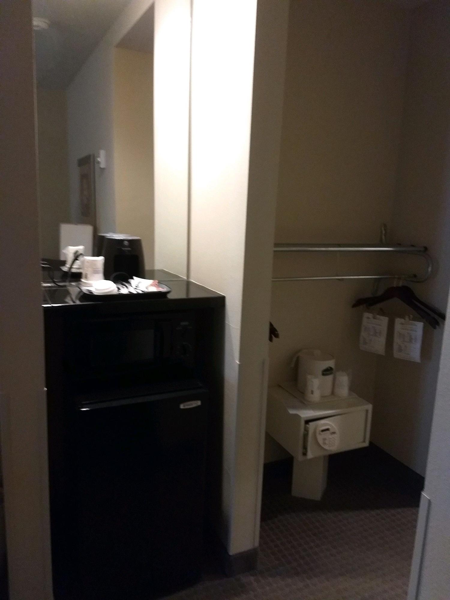 วินเกต บาย วินด์แฮม นิว บรันเฟลส์ Hotel นิวบราวน์เฟลส์ ภายนอก รูปภาพ